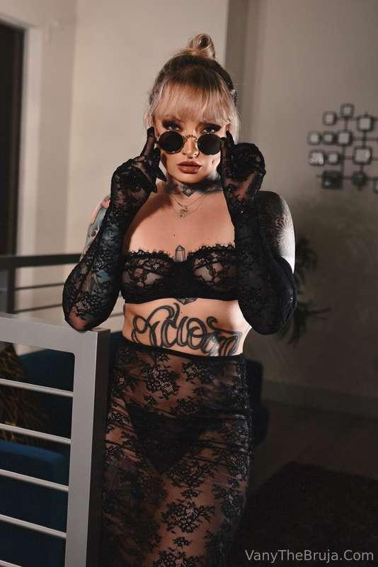 🫦🖤
