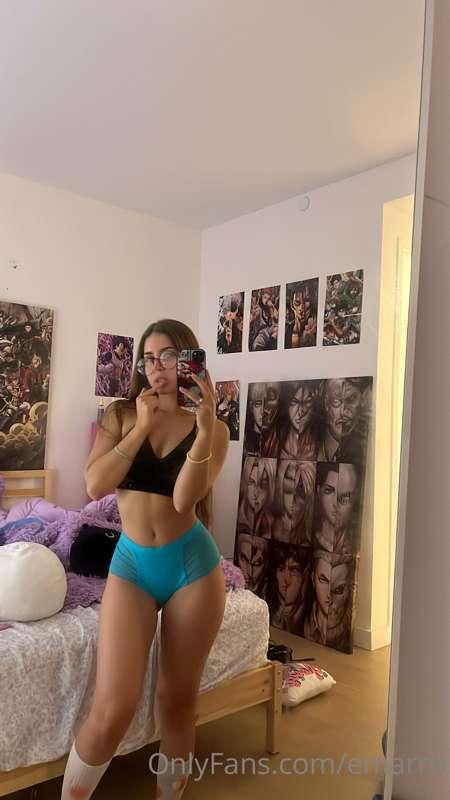 what's the first thing you think of when you see me? 😘