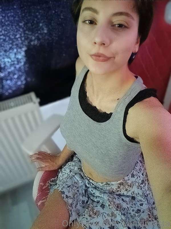 Hi