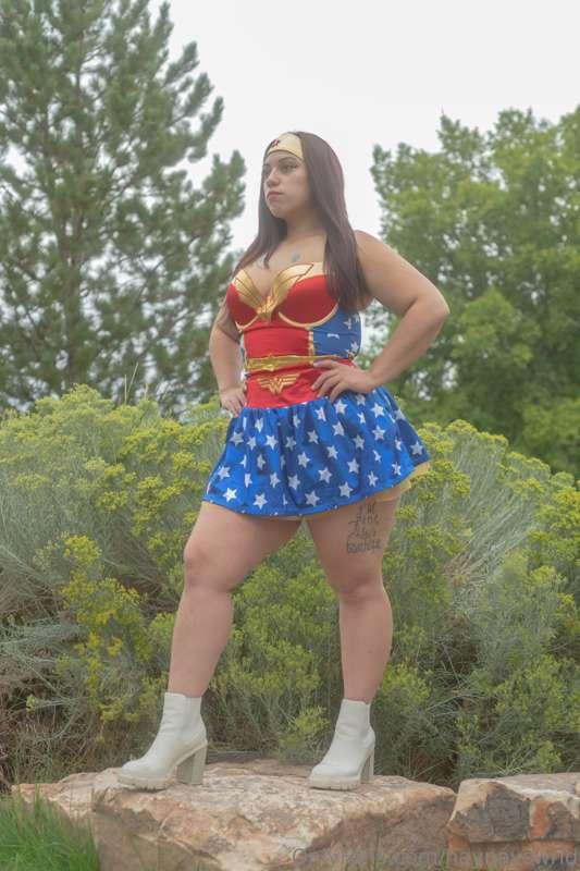 naynayswrld image #3