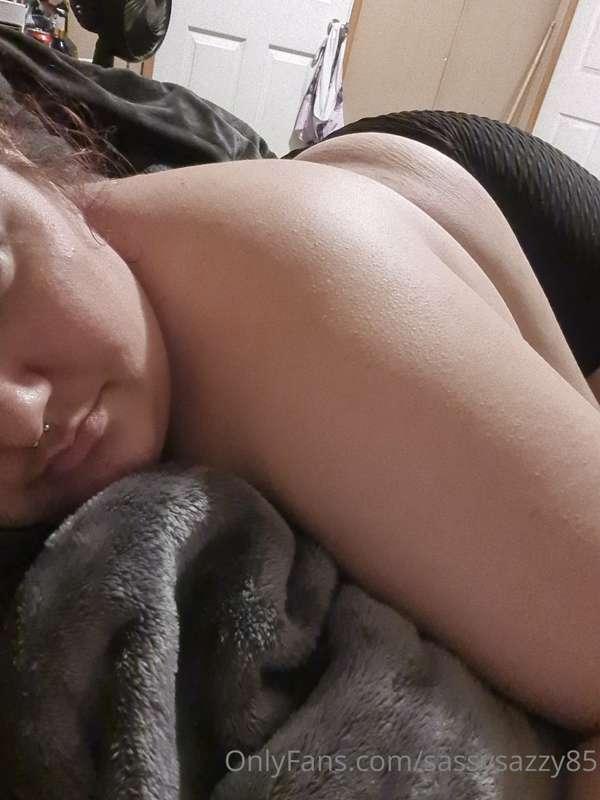 Morning. Who wants to snuggle?