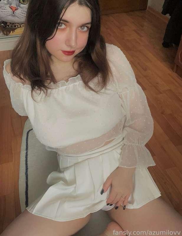 azumilovv image #3