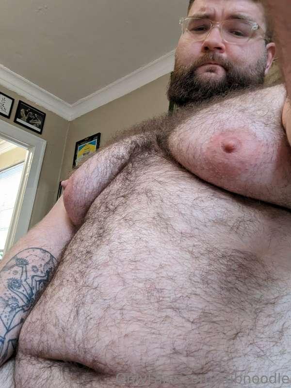 Come suckle on these 🍼🍼