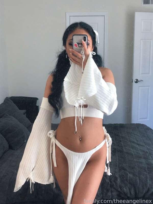 theeangelinex image #5