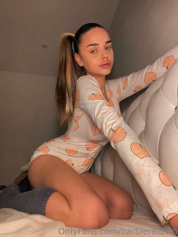 ### Friday night, are you coming to have fun with me?🔥🔥