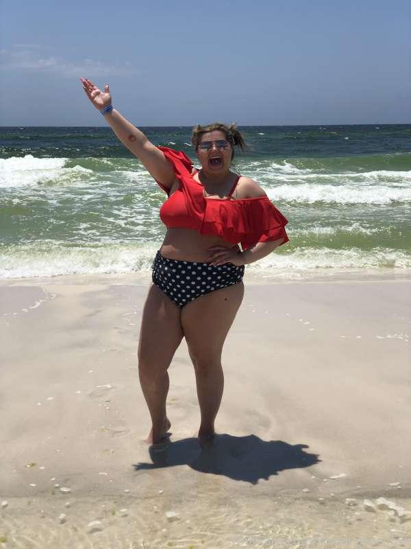 Guess who made it to the beach?😜
Sorry for my absence these ..