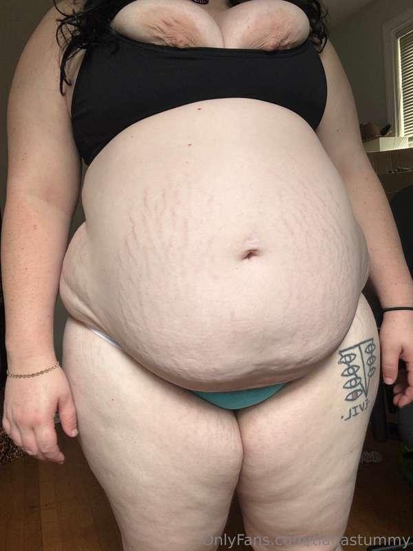 tfw ur actually built like a melted ice cream cone also in t..