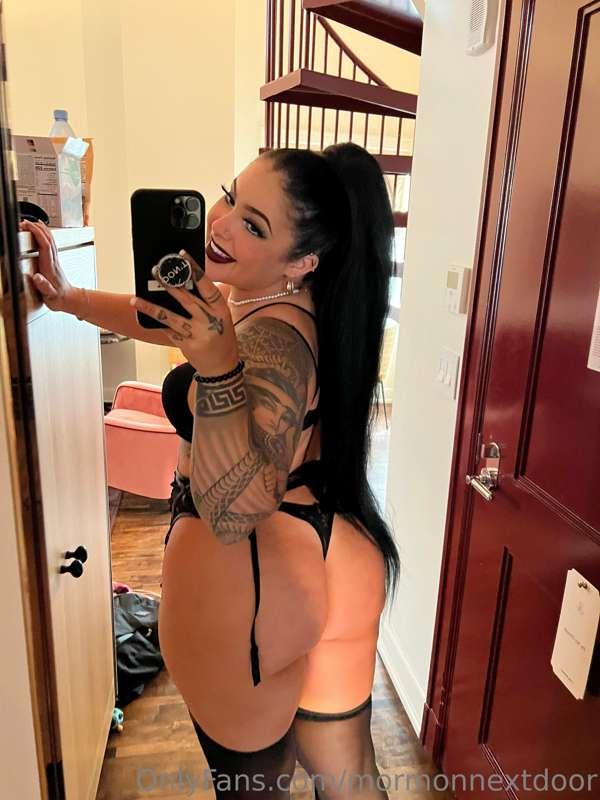 Sinner or Saint? Who has more fun? 😈