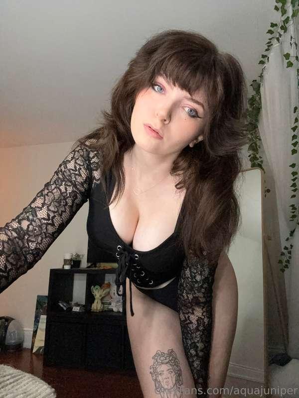 I’m still doing 25$ shirtless cock rates!! Send a tip and a ..
