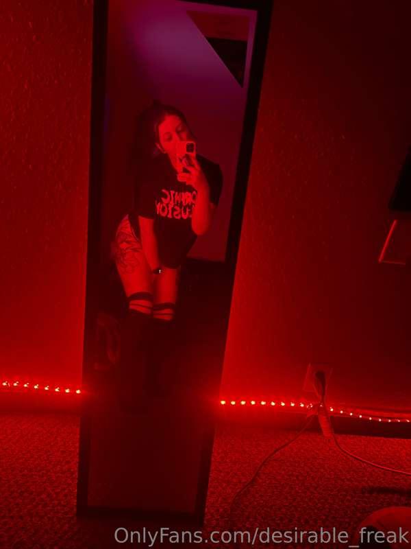 desirable_freak image #0