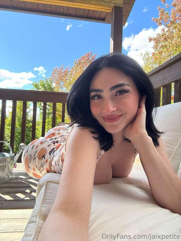 accidentally flashed a nip when recording an instagram reel...