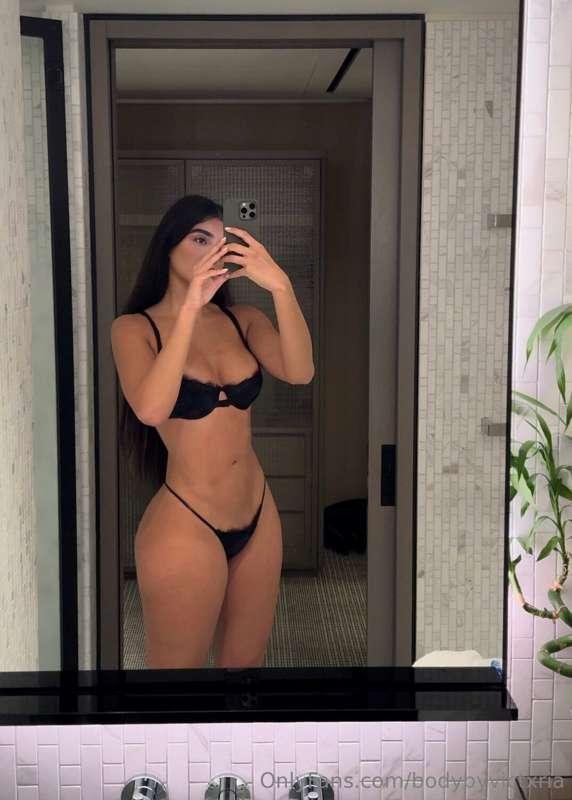 woke up like this 🖤