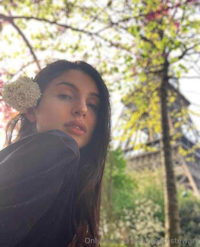 I can buy myself flowers 🥀