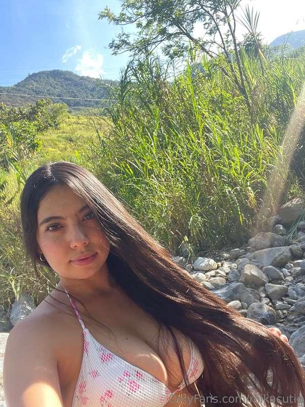 Are you a magician? Because whenever I see you, everyone els..