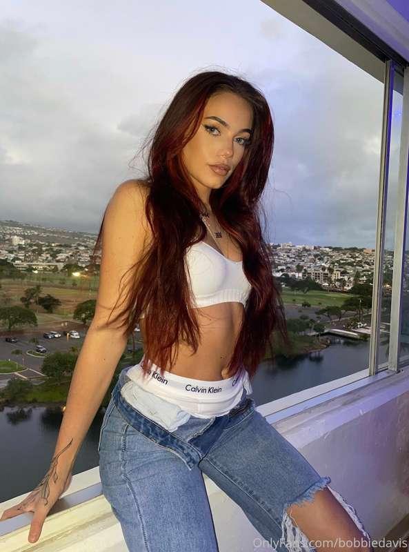 look me in my eyes 😈 what's ur favorite part of my body baby..