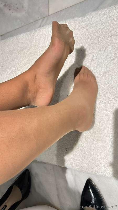 latinaseven7 image #0