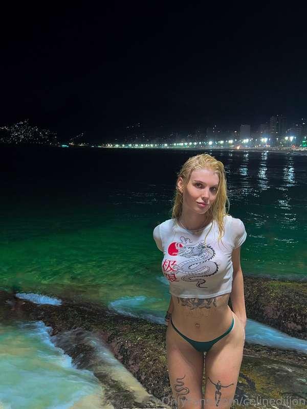 Late night swim 😘