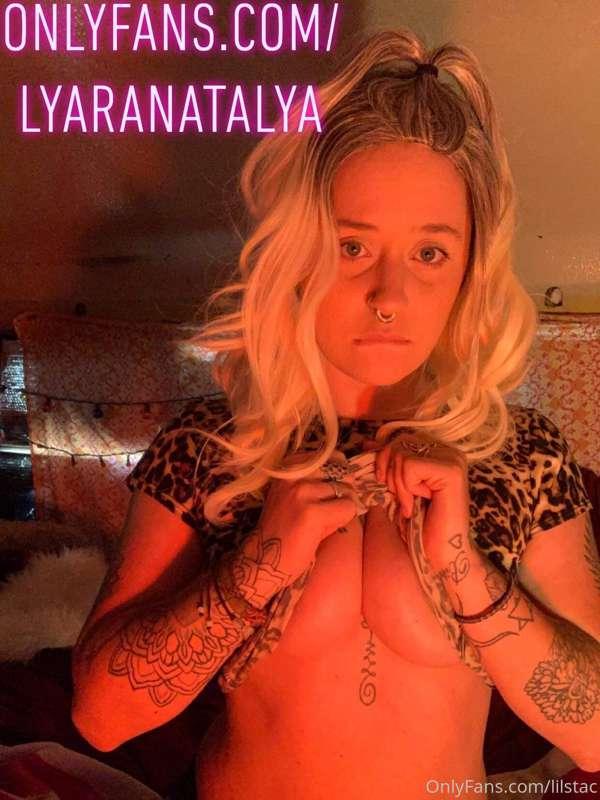 Onlyfans.com/LyaraNatalya 
Deep throat slut 💋