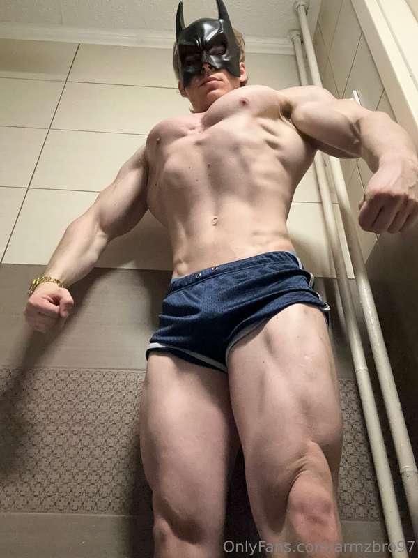 🦇💪
