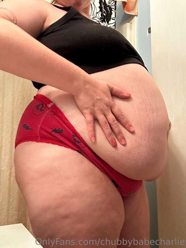 woke in the night craving a little cream 🤤