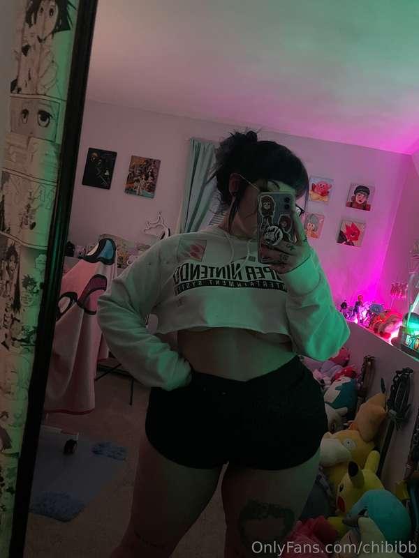 Applications for 💵🐷 are open! 🥰Kidding!!(No I’m not, I’m gon..