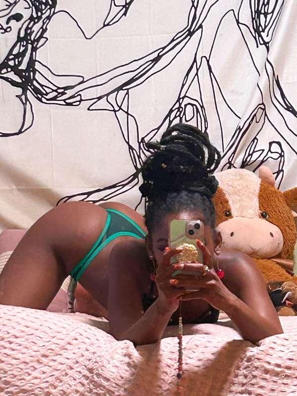 your favorite piece of ass 😏