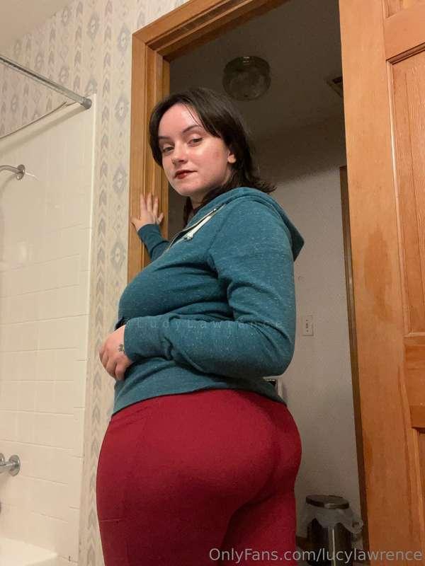 lucylawrence image #0