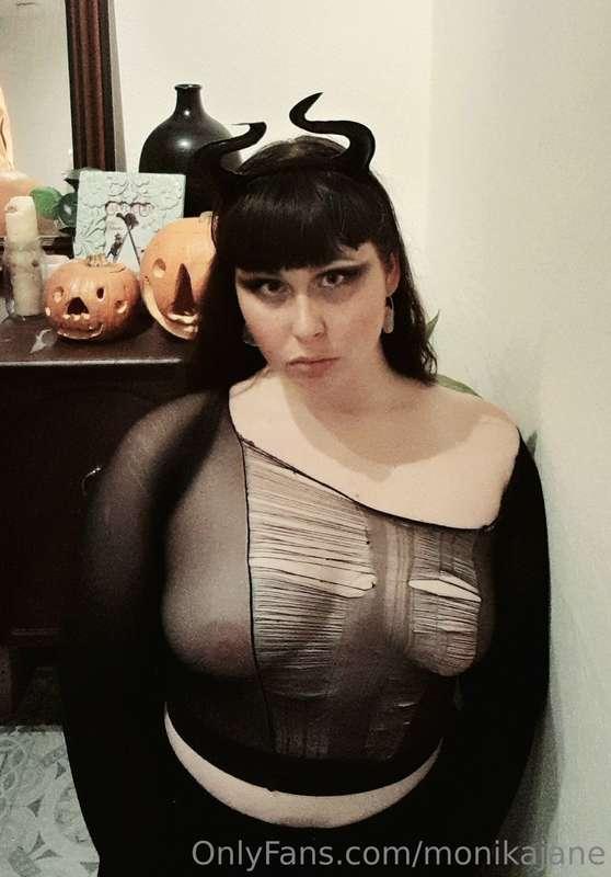 Happy Halloween 😈