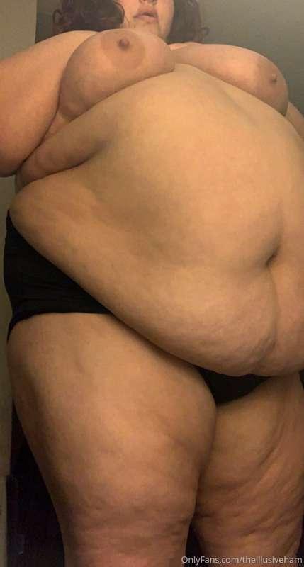 Feeling enormous 🦛