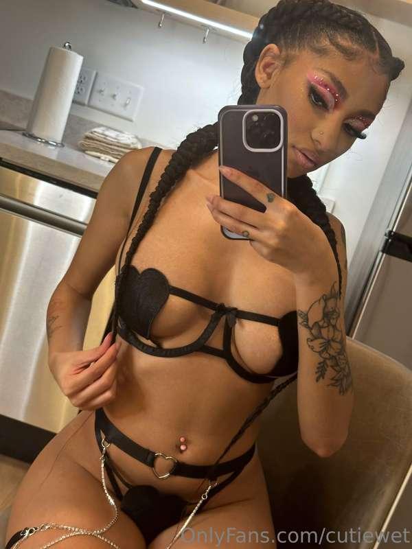 lingirie pics by myself 🔥 black set