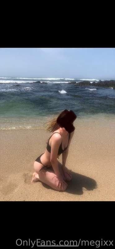 Summer vibes again 😋
The ocean was freezing tho 🥶🥶