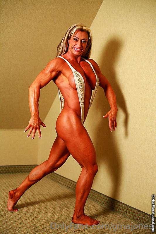 ginajones image #3