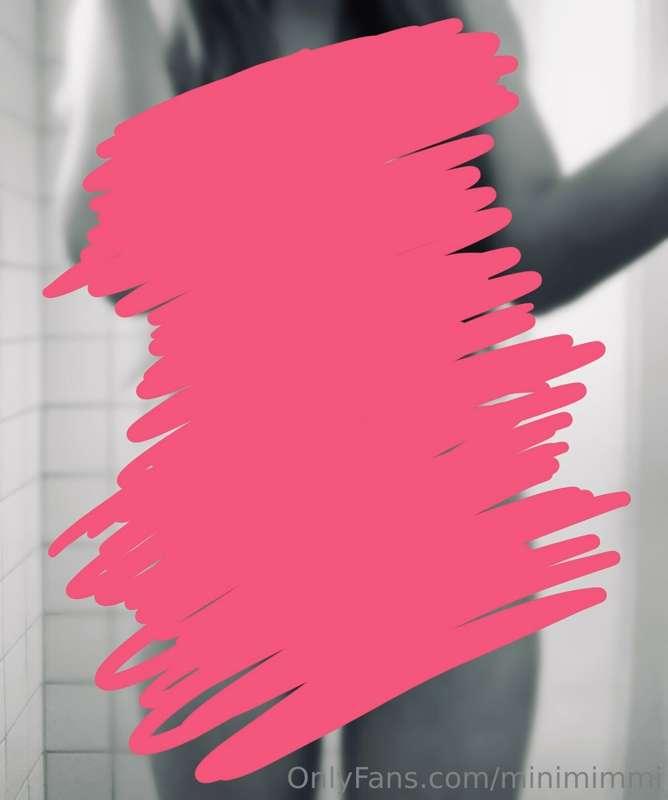 Tip me in dm, and you get the original pic. 😘