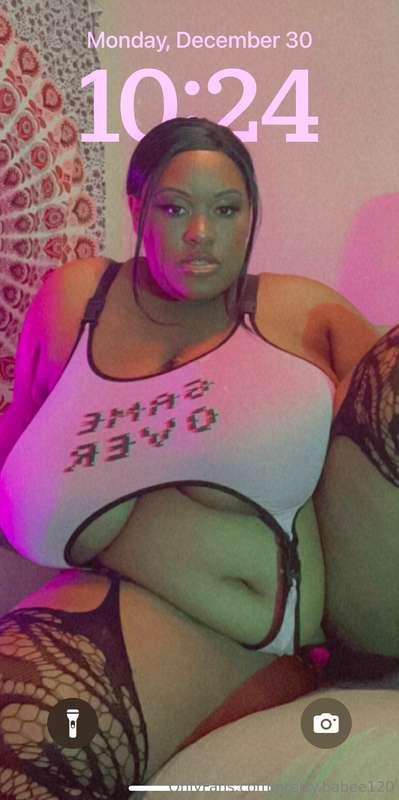 Start your New Year off with your screen saver with my face ..