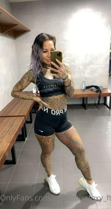 I am either always in the gym 🍑 at home been a naughty milf ..