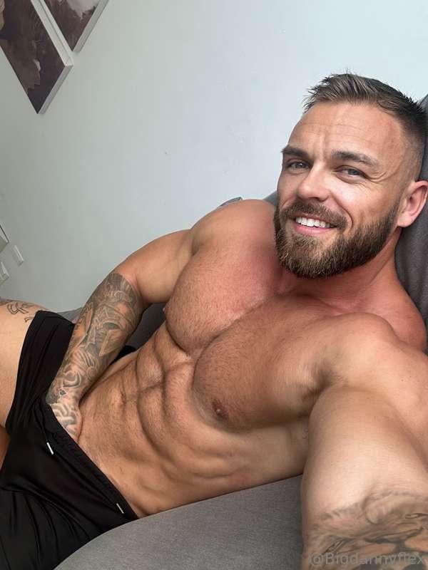 Wanna see what I have for you? DM Me NOW! 😈