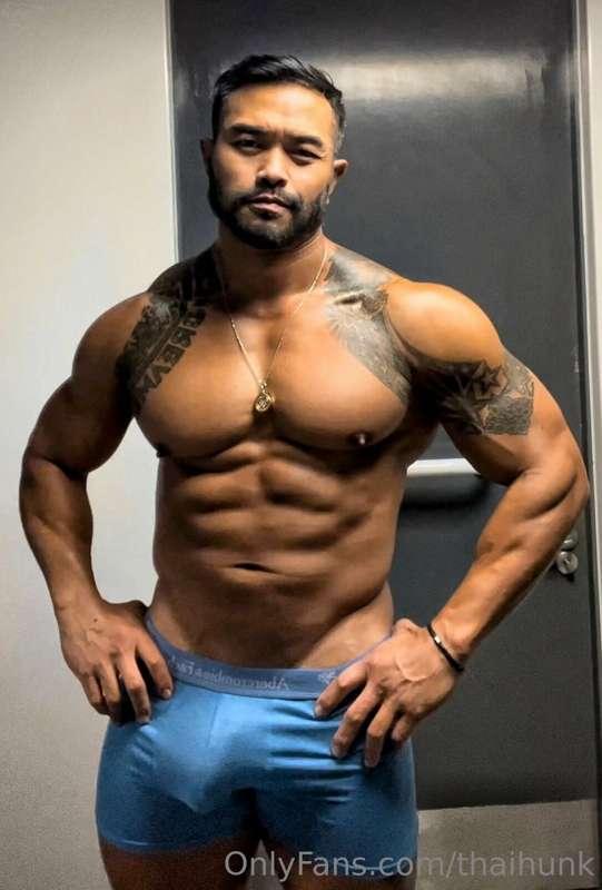 It happened in da changing room!
Can u help me😏