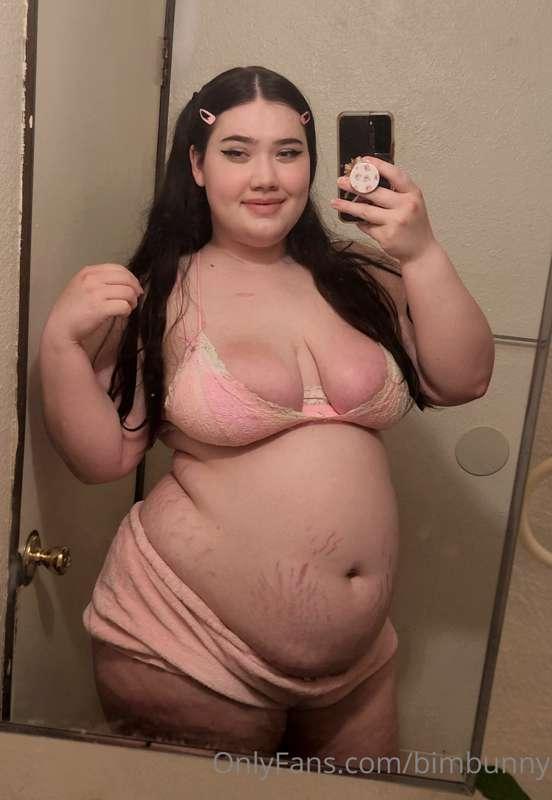 my friend fed me so fucking much last night, we've had food ..