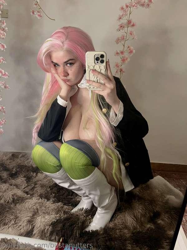 is it ok for a girl to be this strong?>.<