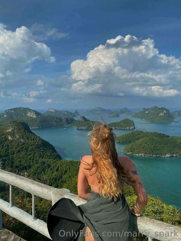 oops my dress almost flew away😄would you like to watch this ..