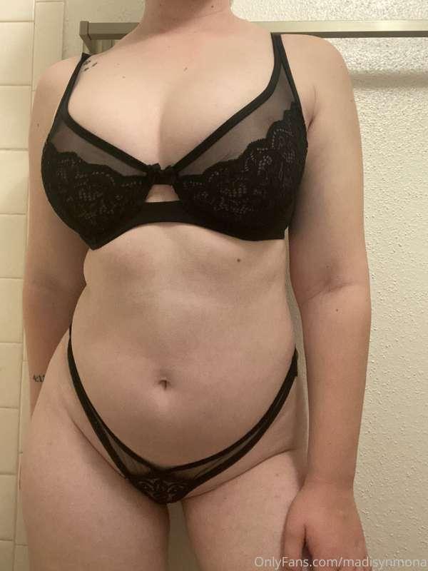 back in black 🖤