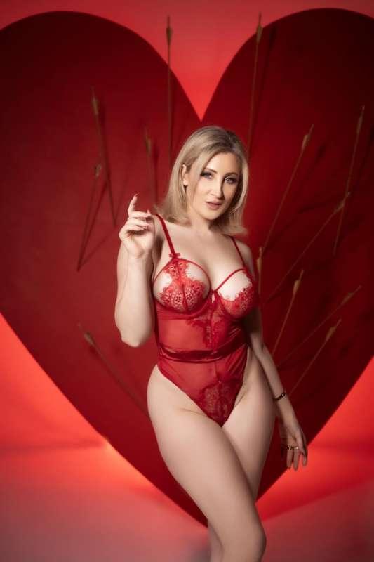 Can I steal your heart 🥰🥰🥰 HAPPY VALENTINES DAY ❤️❤️❤️