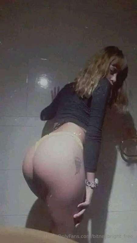 @chinitaxx @chinitaxx 🖤  🔞 BUNNY WHO WANTS TO PLAY WITH YOU ..