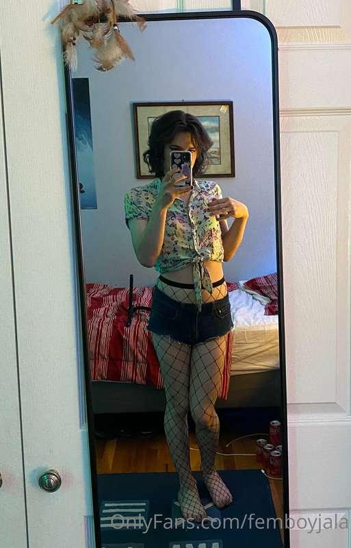 femboyjala image #1