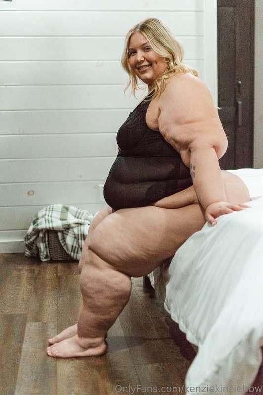 kenziekinziebbw image #6