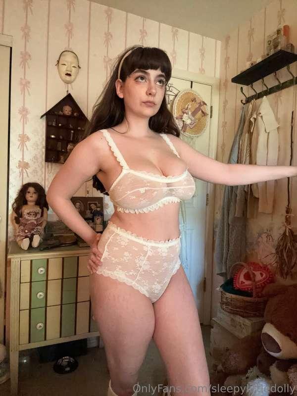 sleepylittledolly image #0