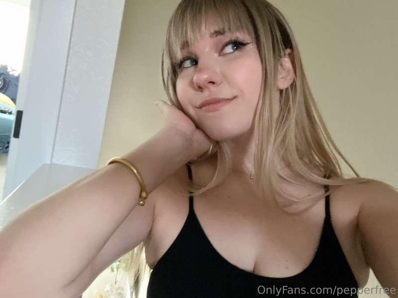 i’m free right now... and full of dirty thoughts, ask me @pe..