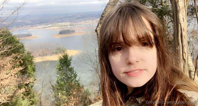 went hiking today and took pictures♥️ just for here