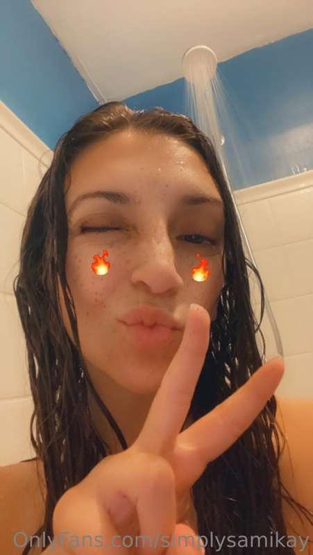 Shower selfie! Sent a fun surprise to your messages 💋!