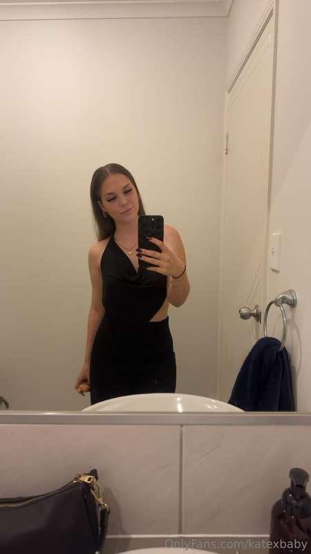 Well dressed and ready for a date night😉